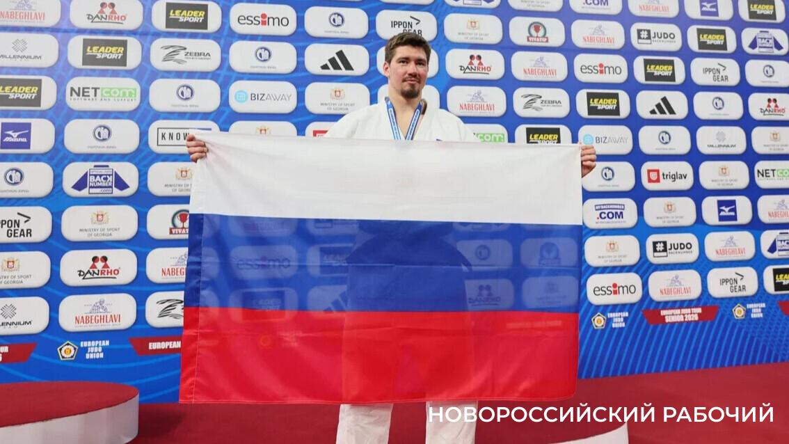 Бронзовый призер Чемпионата Европы по дзюдо Валерий Ендовицкий из Новороссийска рассчитывал на золото