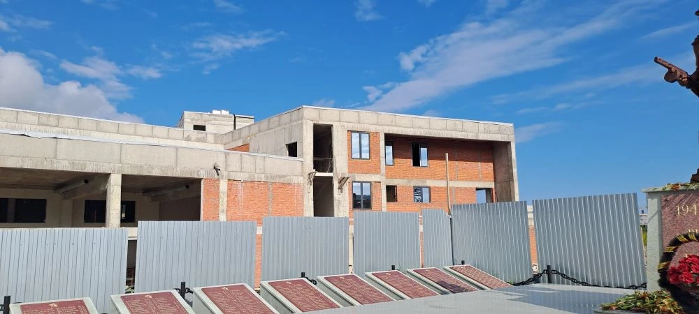 В пригороде Новороссийска строят «дворец культуры», который ждали 30 лет         