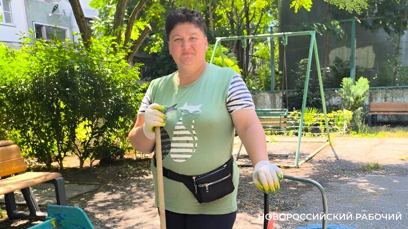 Дворник из Новороссийска дала советы как жить в чистоте, не ныть и быть счастливой