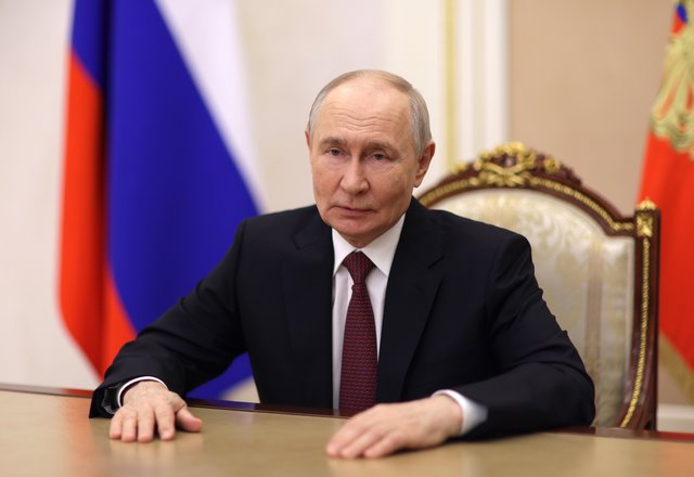 «Свобода выбора и наставничество»: Путин представил новую модель поддержки молодых медиков в России