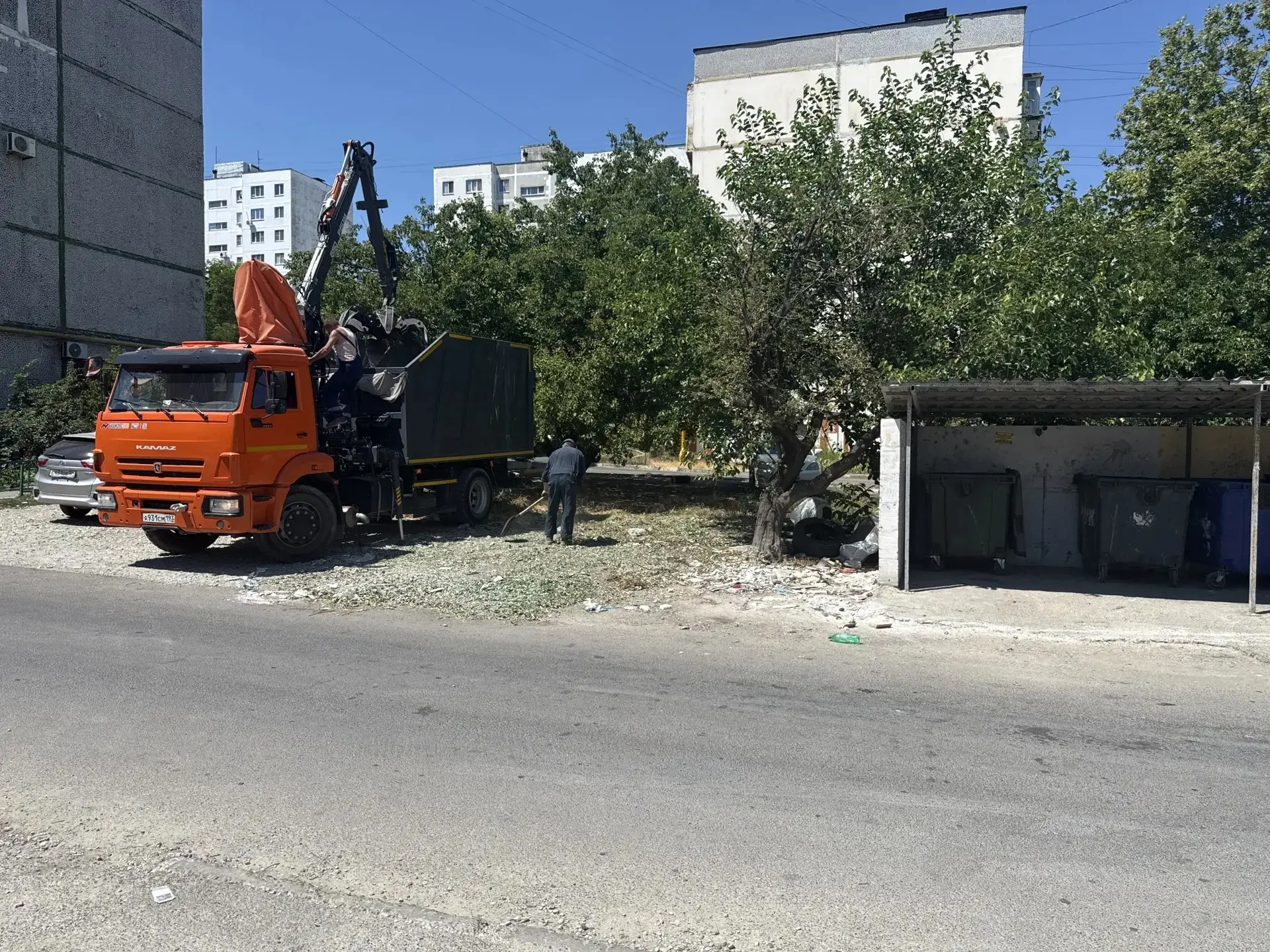 Новороссийцы уличили регоператора в подтасовке фото мусорок
