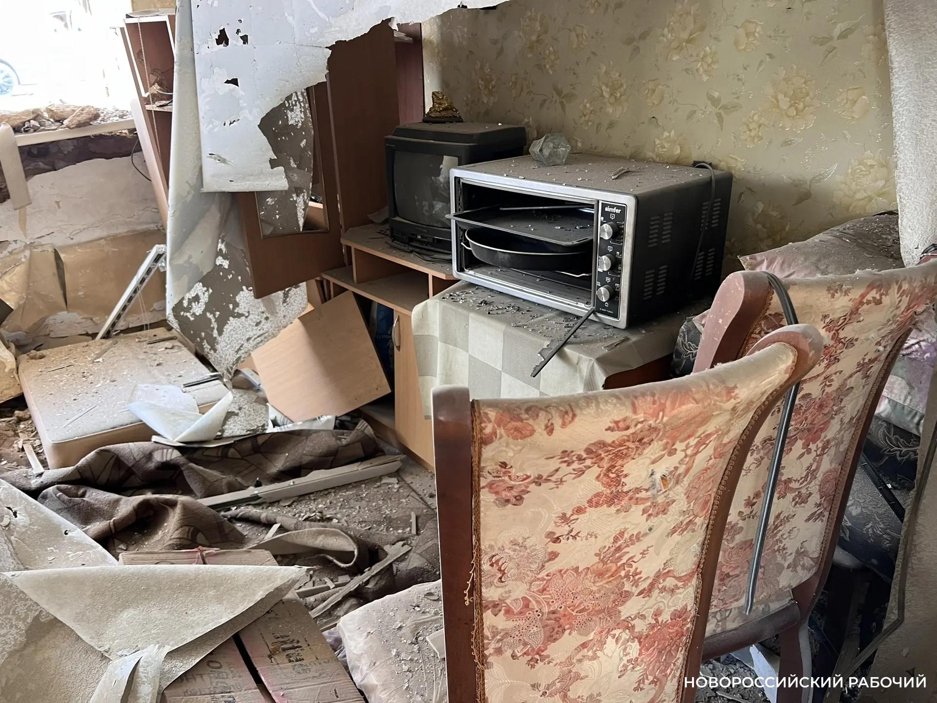 В Новороссийске подомовой обход поврежденных домов продолжится и в выходные