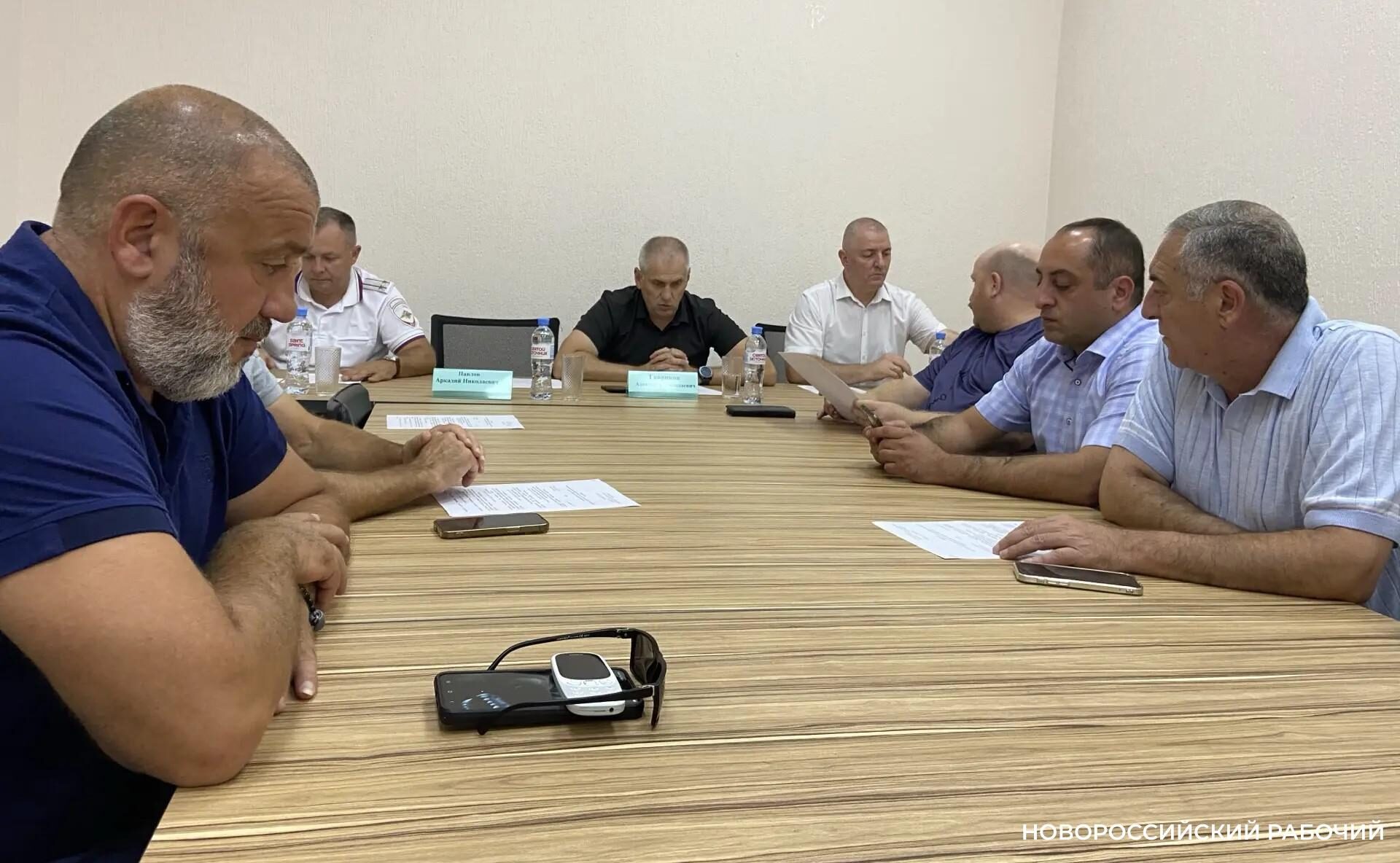 В Новороссийске водителя автобуса уволили за грубость