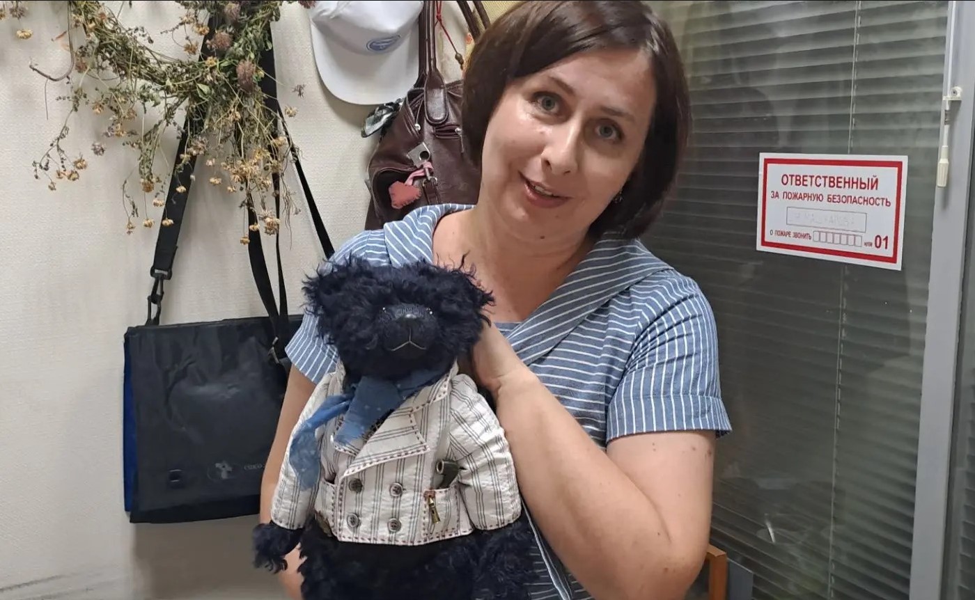 Мастерица из Новороссийска возит в Китай на кукольные балы своих мишек Тедди
