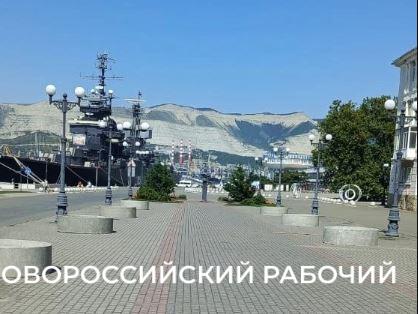 В Новороссийске вазоны переехали с Западного мола к Лазареву