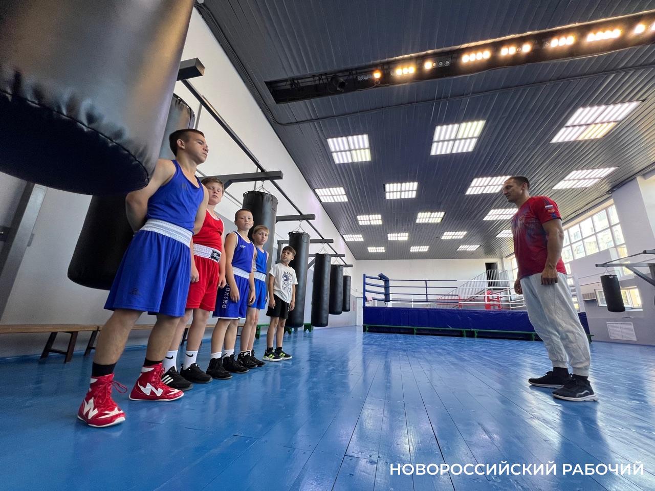 В Новороссийске спортшкола «Олимпиец» получила олимпийский ринг