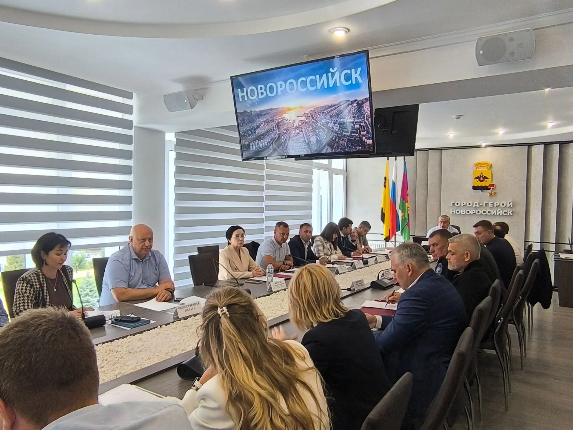 В Новороссийске в зоне риска контейнерные и детские площадки