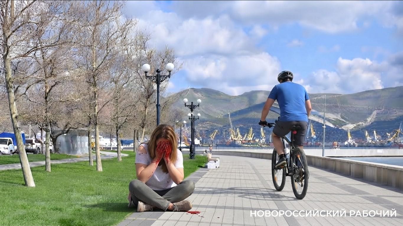 В Новороссийске сотрудники частной клиники бесплатно спасали женщину с переломами и травмами, которую сбил велосипедист